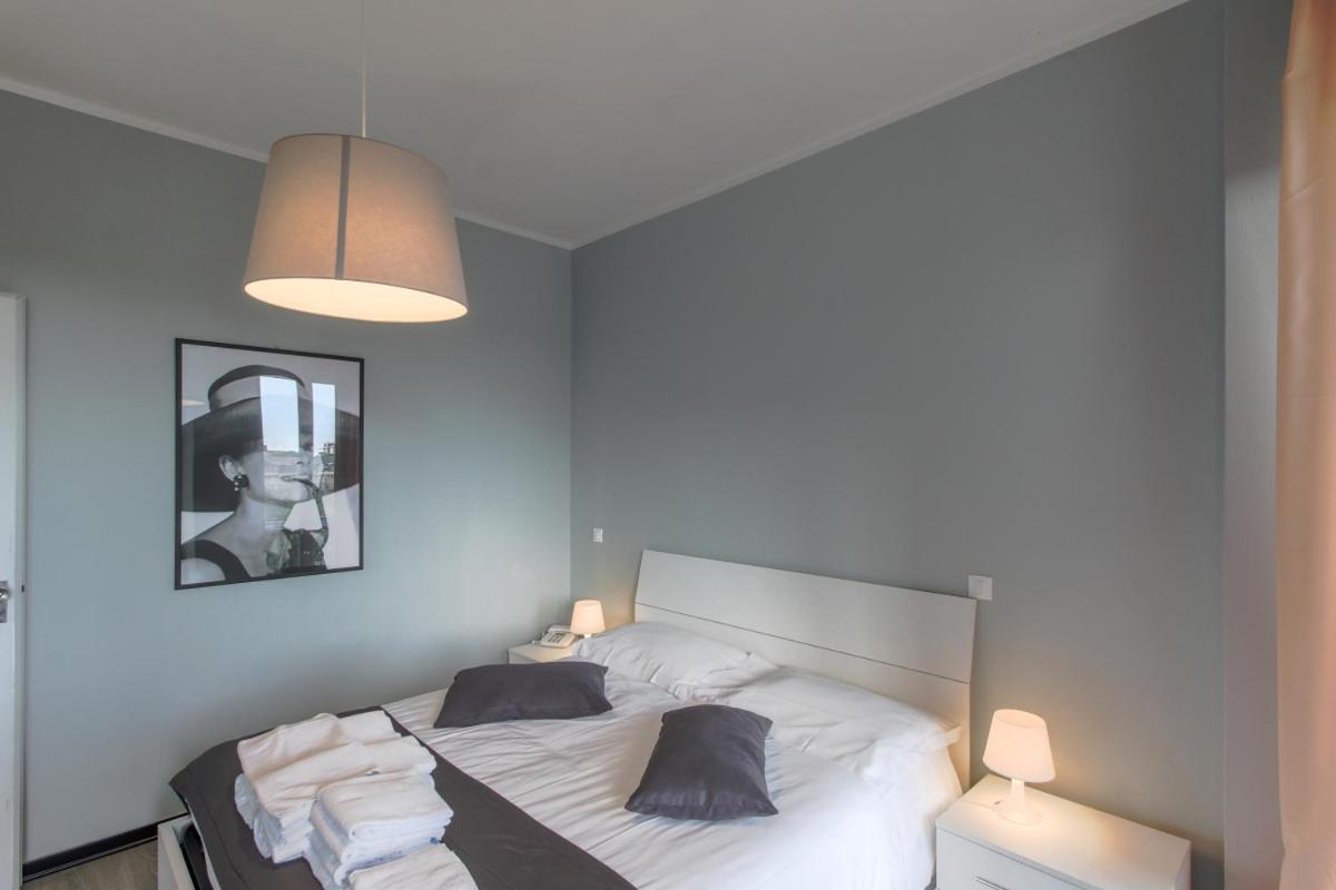 Blu Mare Apartments Pietra Ligure Exterior photo